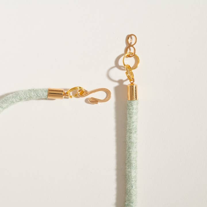 SASHA – wholesale Choker/Krage – Petit-halsband – tunn choker för vardagsbruk3