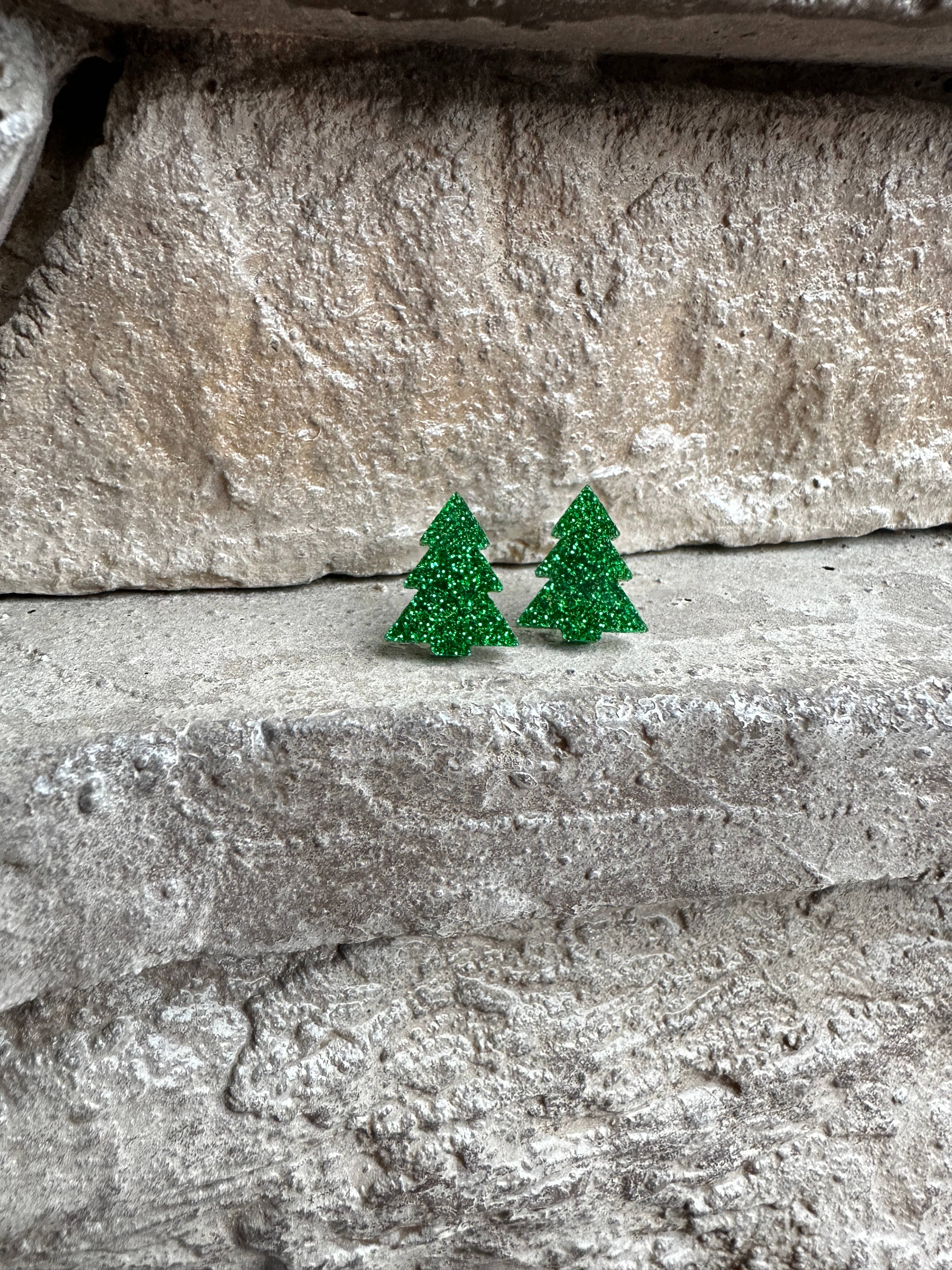 Laser & Color Designs LLC - Vente Clous d'oreille - Clous d'arbre de Noël à paillettes vertes, boucles d'oreilles de Noël3