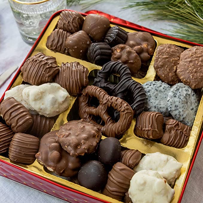 Bonnie & Pop - Wholesale Chocolate Box - Season's Sweetings Collection1