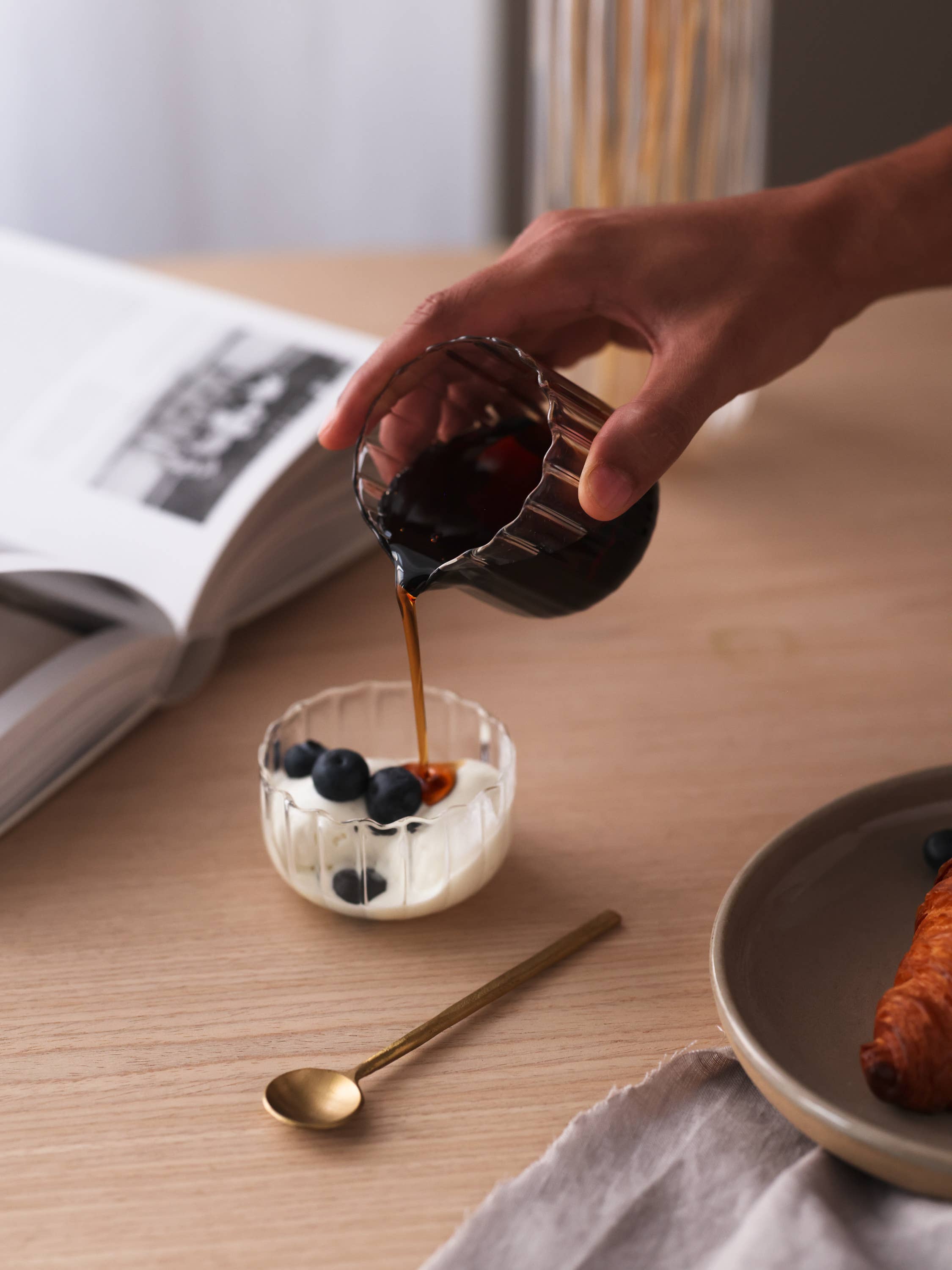 Fleck - Wholesale Creamer - Kira Glass Milk Pourer5