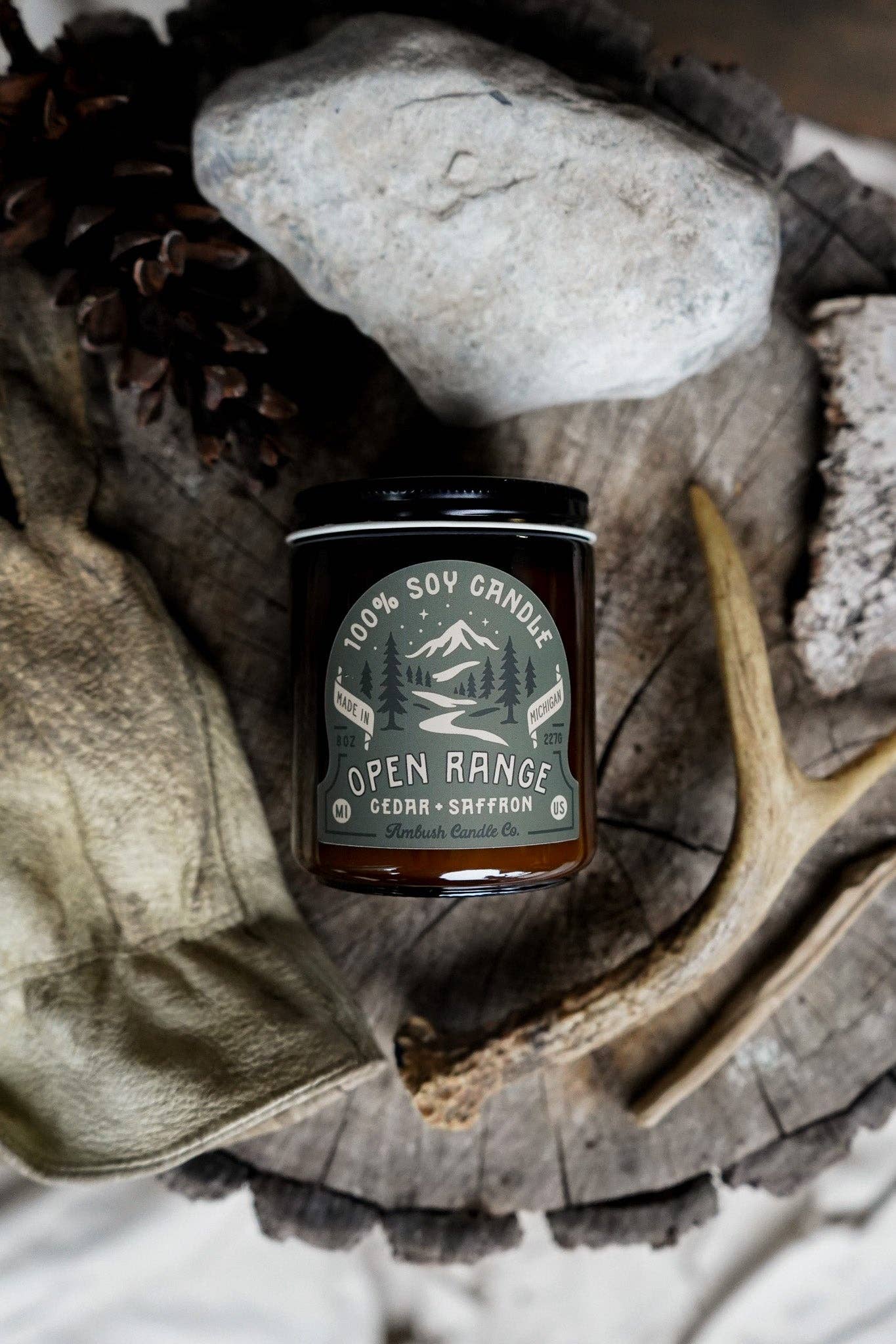 Ambush Candle Co. - Wholesale Jar/Filled Candle - Open Range | Cedar + Saffron 8oz Soy Candle