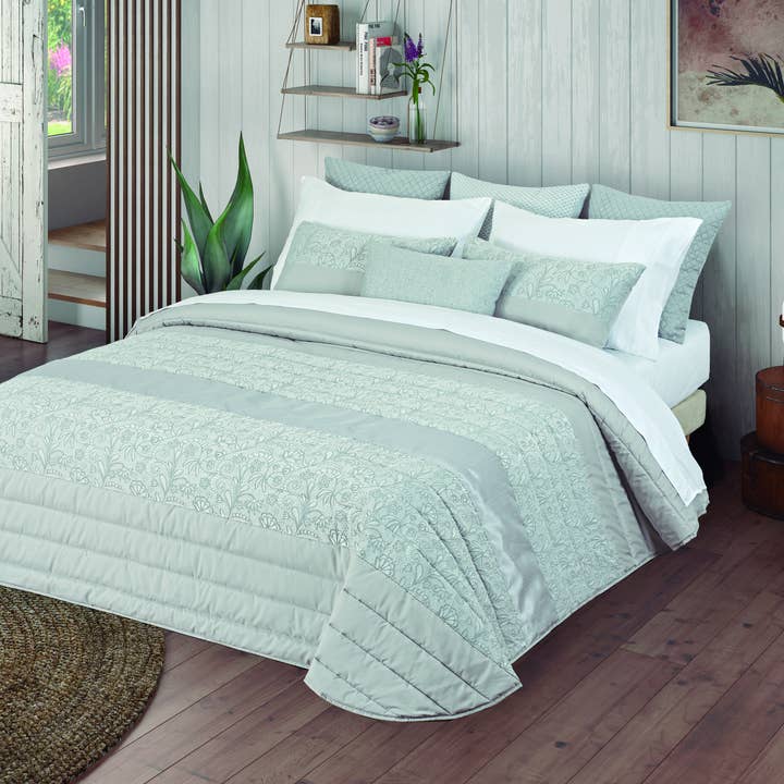 MYC Home Linens - Venta al por mayor Edredones acolchados - Edredón Jacquard M/Hojas
