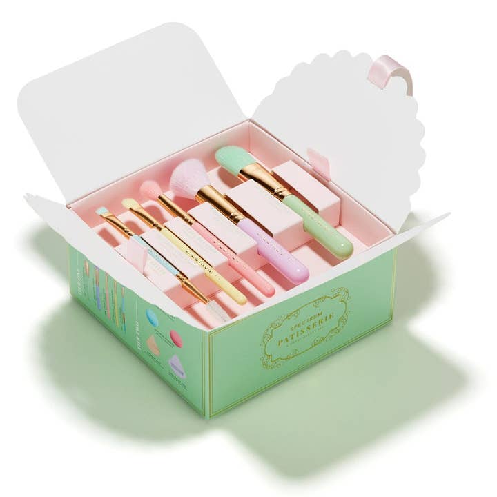 Spectrum Collections - Wholesale Makeup Brush Set - Spectrum Patisserie Box3