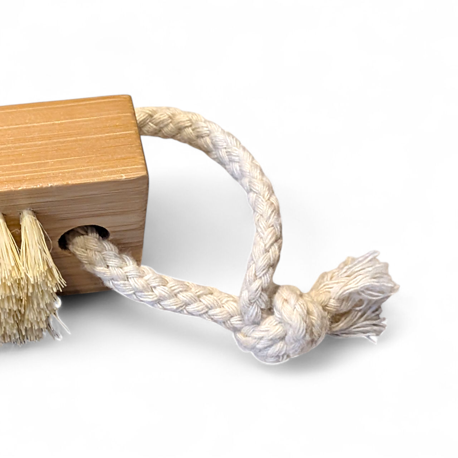 ecojiko - Vente Sets de soins pour les ongles - Brosse à ongles écologique sans plastique en bambou4