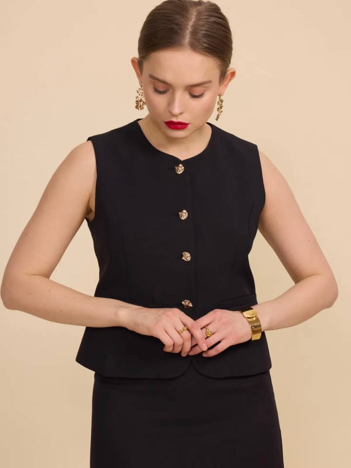 Frime - Wholesale Suit Vest - Women's - Sleeveless vest with golden buttons - 311523