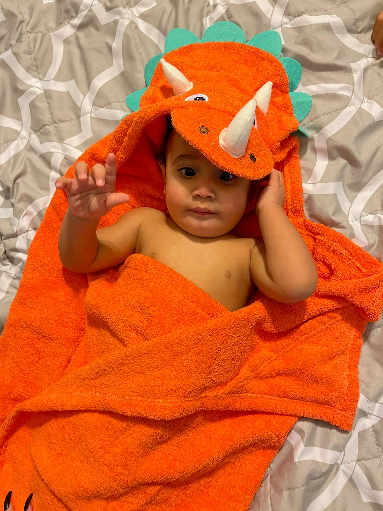 Yikes Twins - Wholesale Hooded Towel - Kids & Baby - Dinosaur hooded towel for toddlers ages 2 to 8 years old11