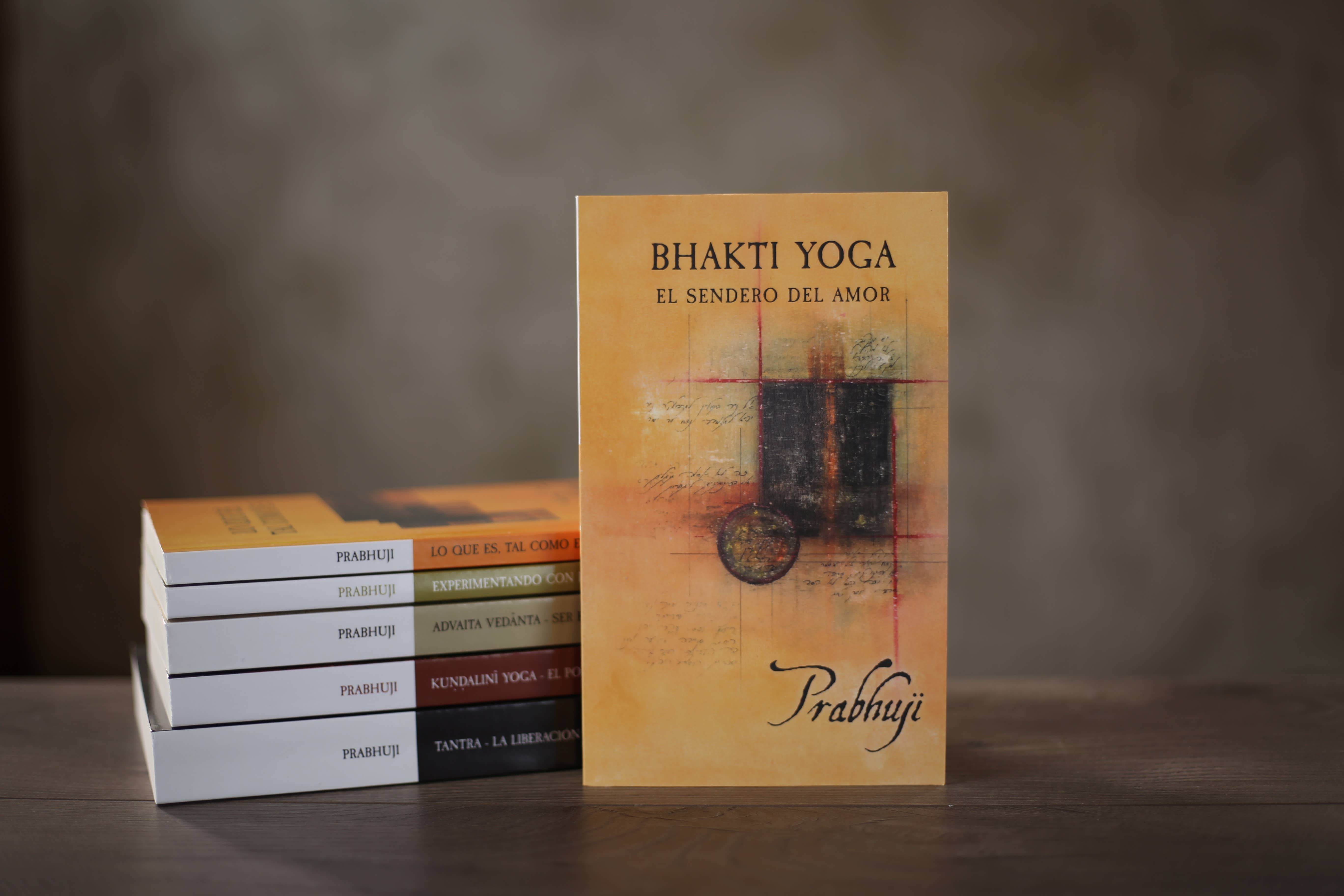 Prabhuji's Gifts - Wholesale Religion Book - Book Bhakti yoga - el sendero del amor by Prabhuji Hard Cove3