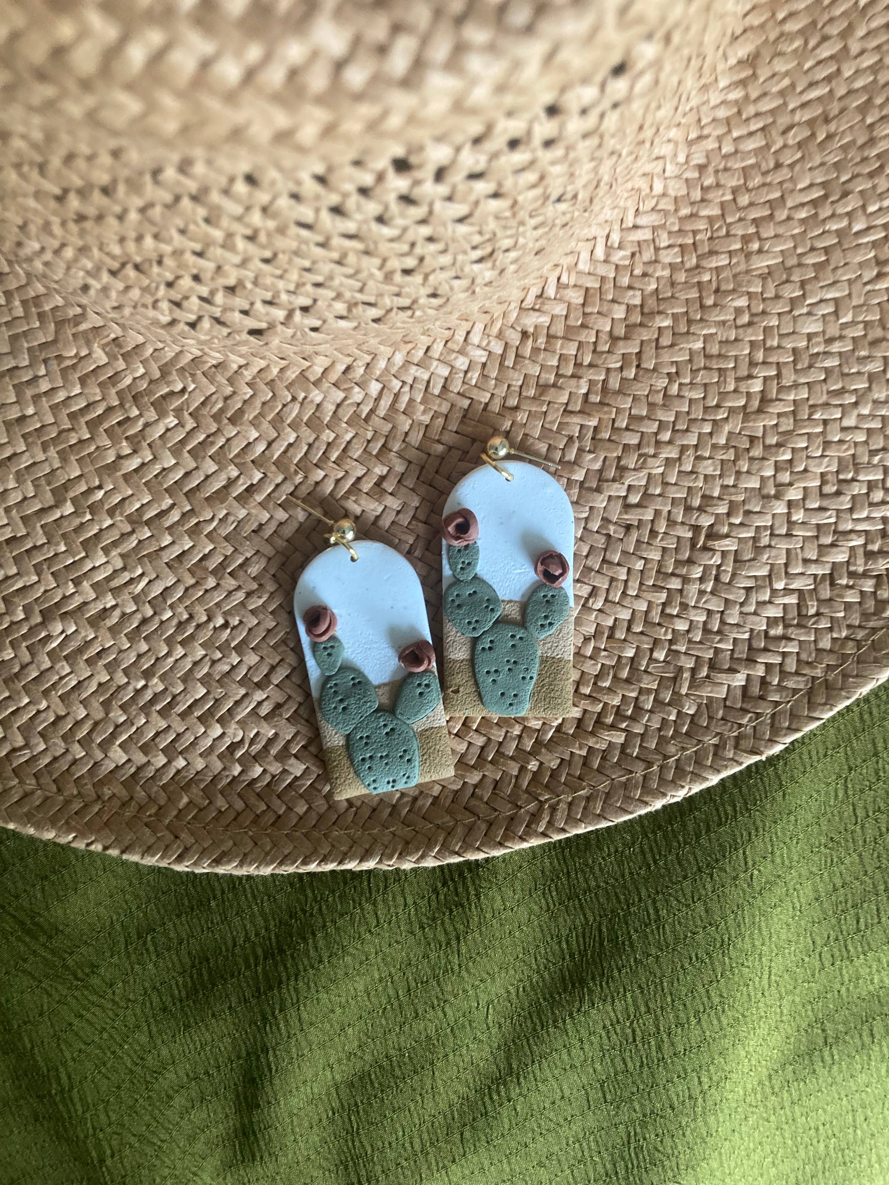 Terra Made - Wholesale Dangle Earrings - Desert cactus clay arch earring1