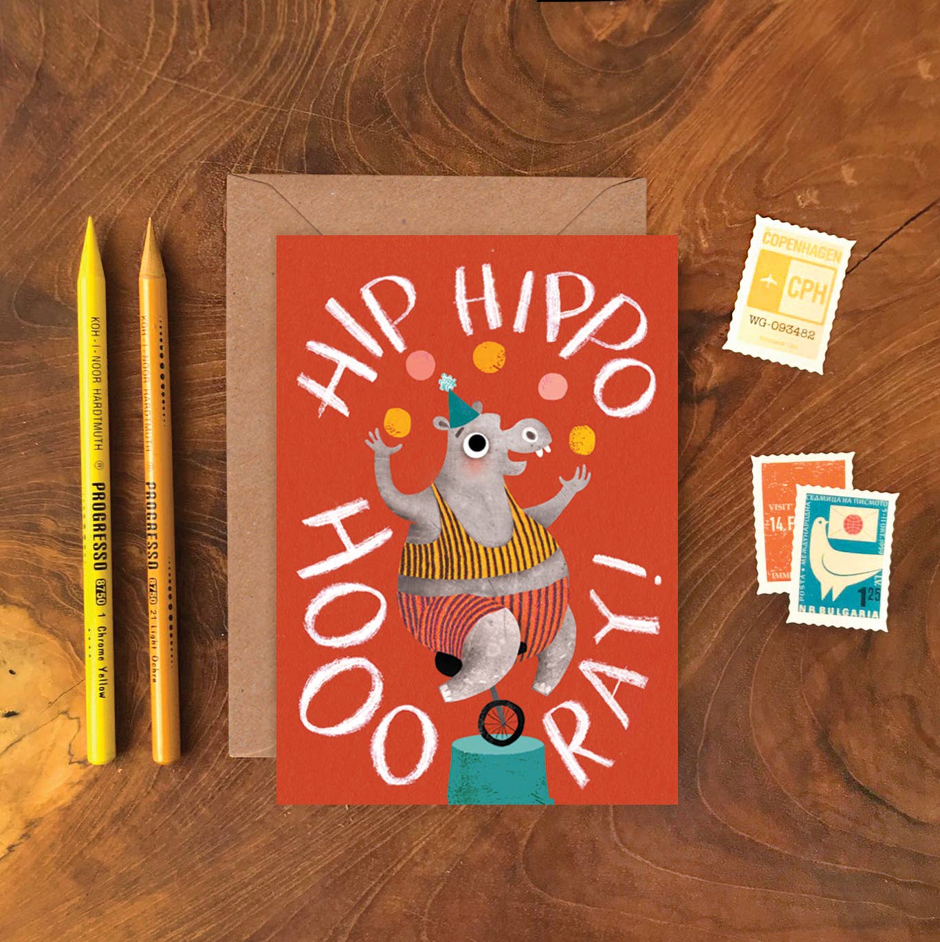Emily Nash Illustration Greeting Cards – postal de parabéns por atacado – Cartão de Felicitações Hip Hippo Hooray | Cartão de Aniversário Infantil com Hipopótamo1