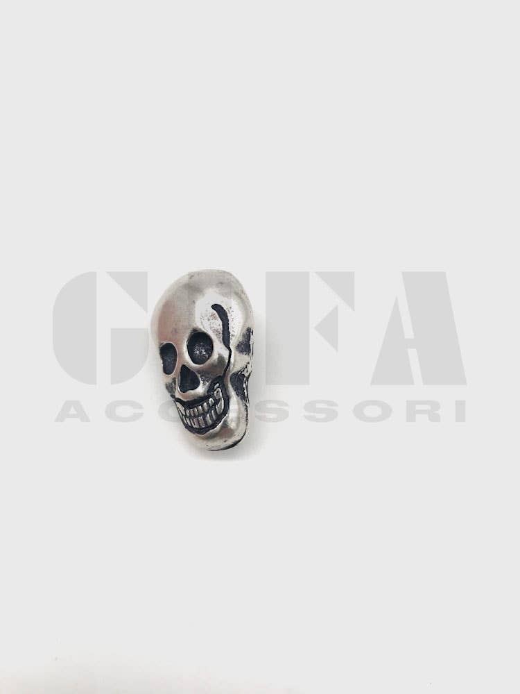Gifa Accessori - Wholesale Stud/Post Earrings - Large skull stud with old silver rivet1