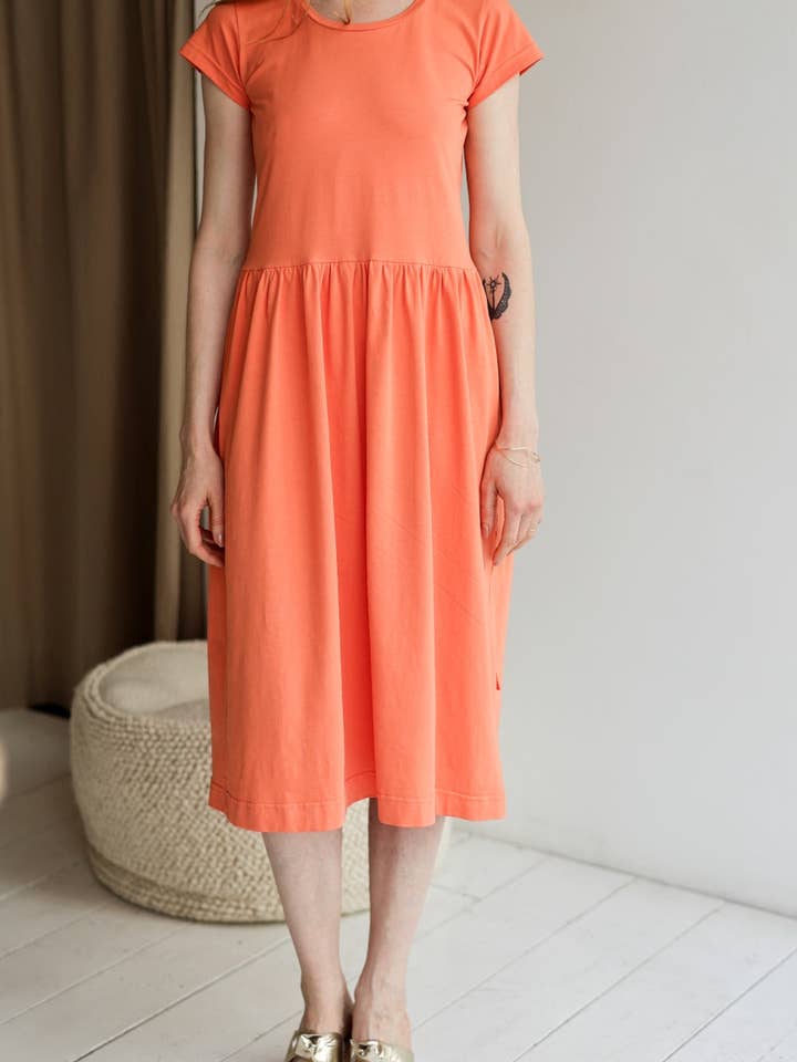 'Sommerzeit' Langes Kleid | Apricot für den Großhandel von aesthete-kidswear