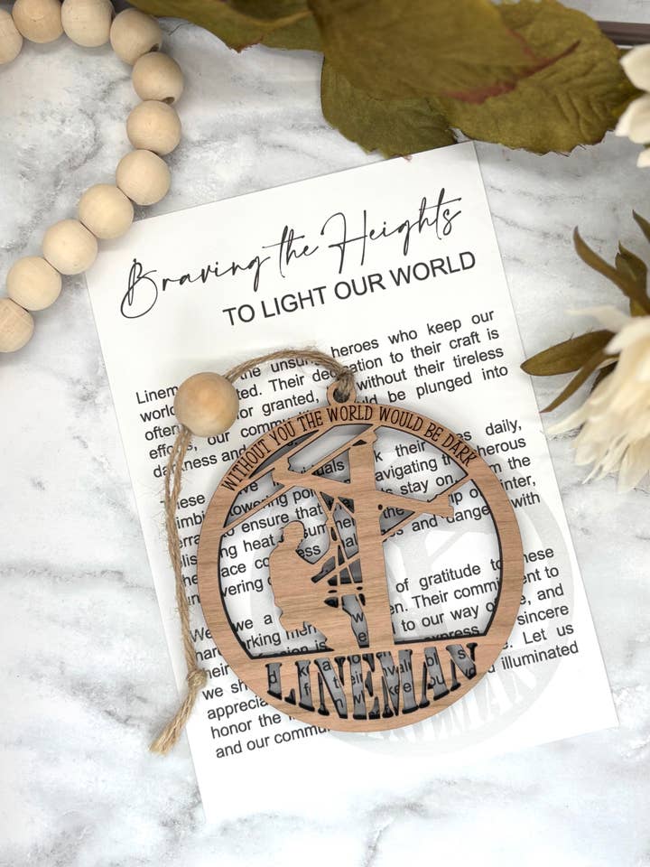 Ciondolo Carta Storia del Coraggioso Lineman delle Altezze per la vendita all'ingrosso da parte di Harris Girl Creations