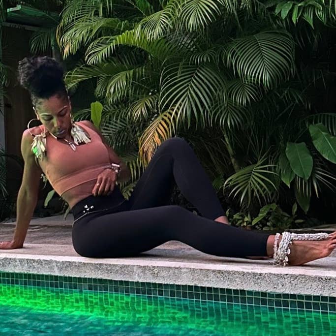 Love Your Beauty, LLC - Wholesale Athletic/Lounge Leggings - Women's - High Rise Leggings1