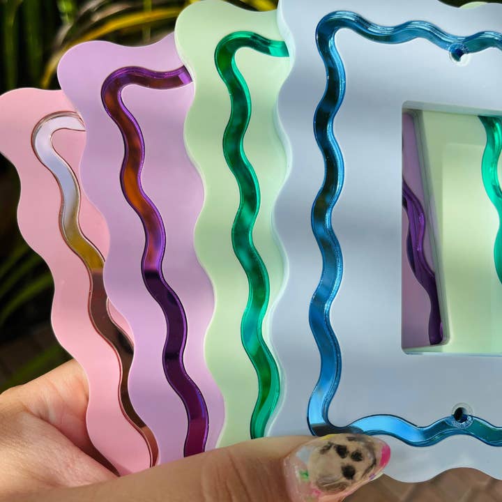 Studio Nena - Wholesale Light Switch Cover/Plate - Squiggle Mirrored Light Switch Cover