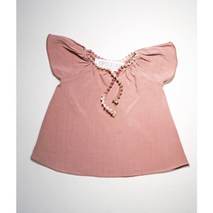 BLUS för wholesale av OPILILAI