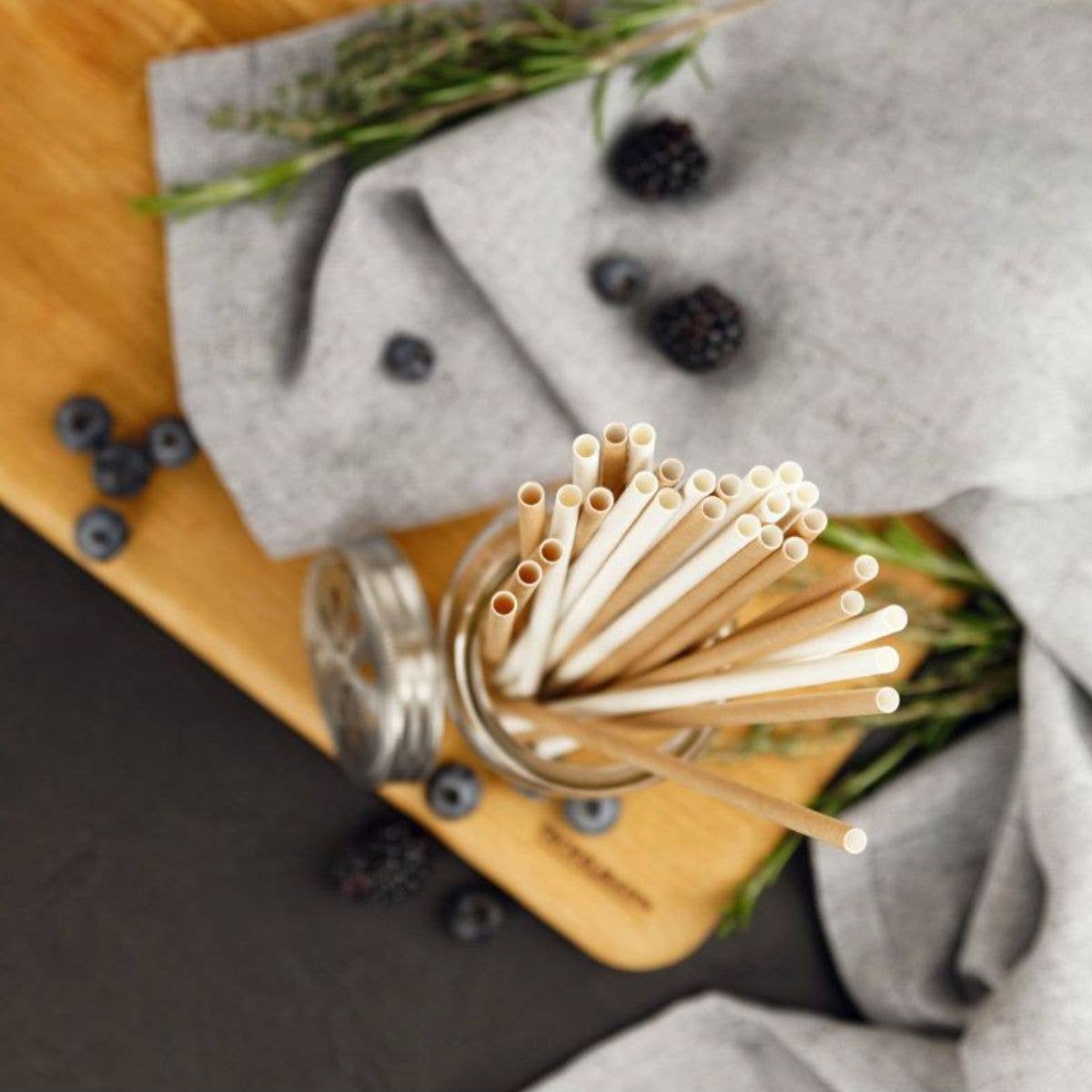 Fackelmann - Vendita all'ingrosso Cannuccia - Bar Concept, set di 60 cannucce di carta marroni e bianche, 24 cm1