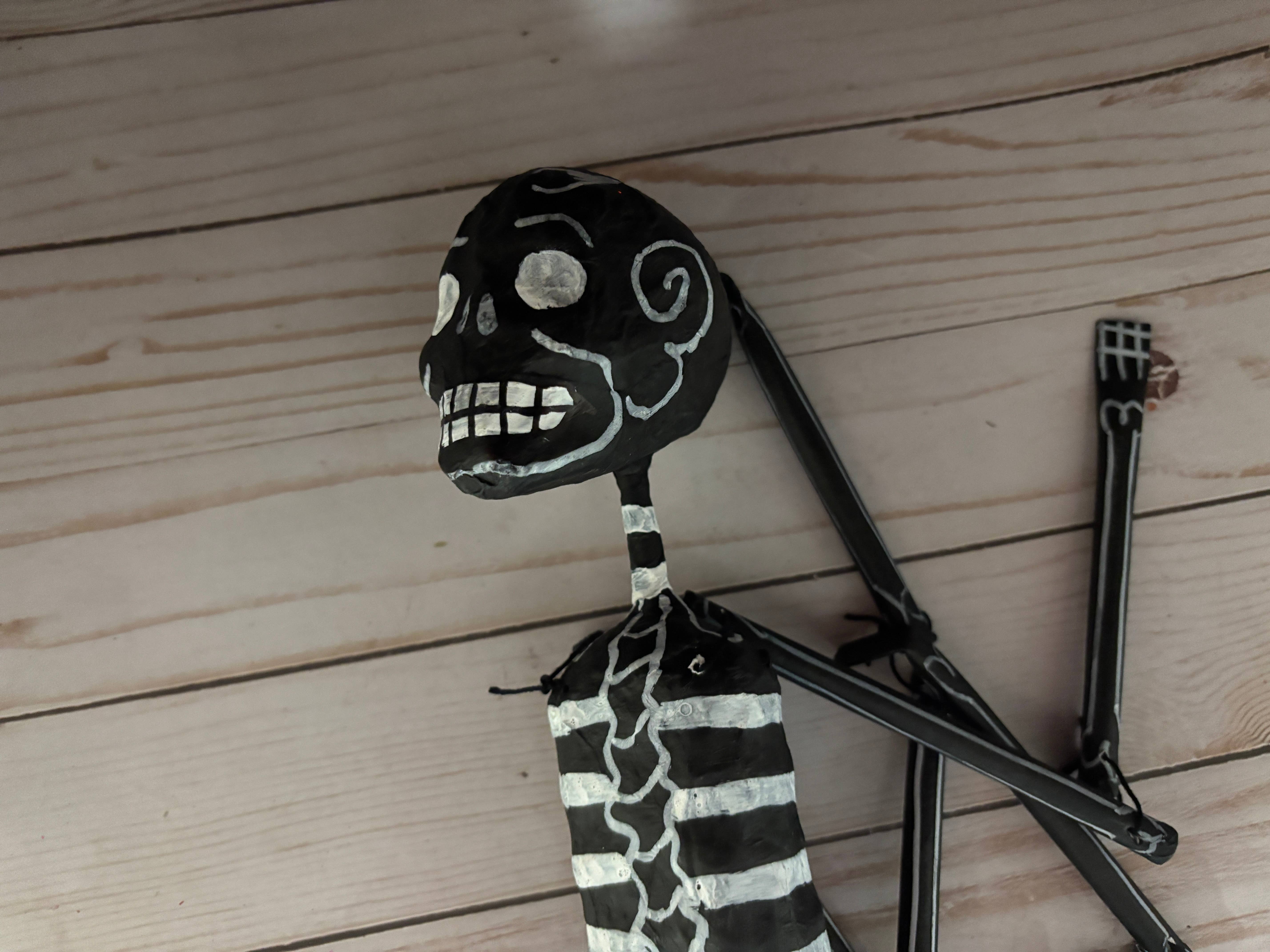 Viva Greetings - Wholesale Decorative Figurine - Paper Mache Calavera Day of the Dead Skeleton Colored6