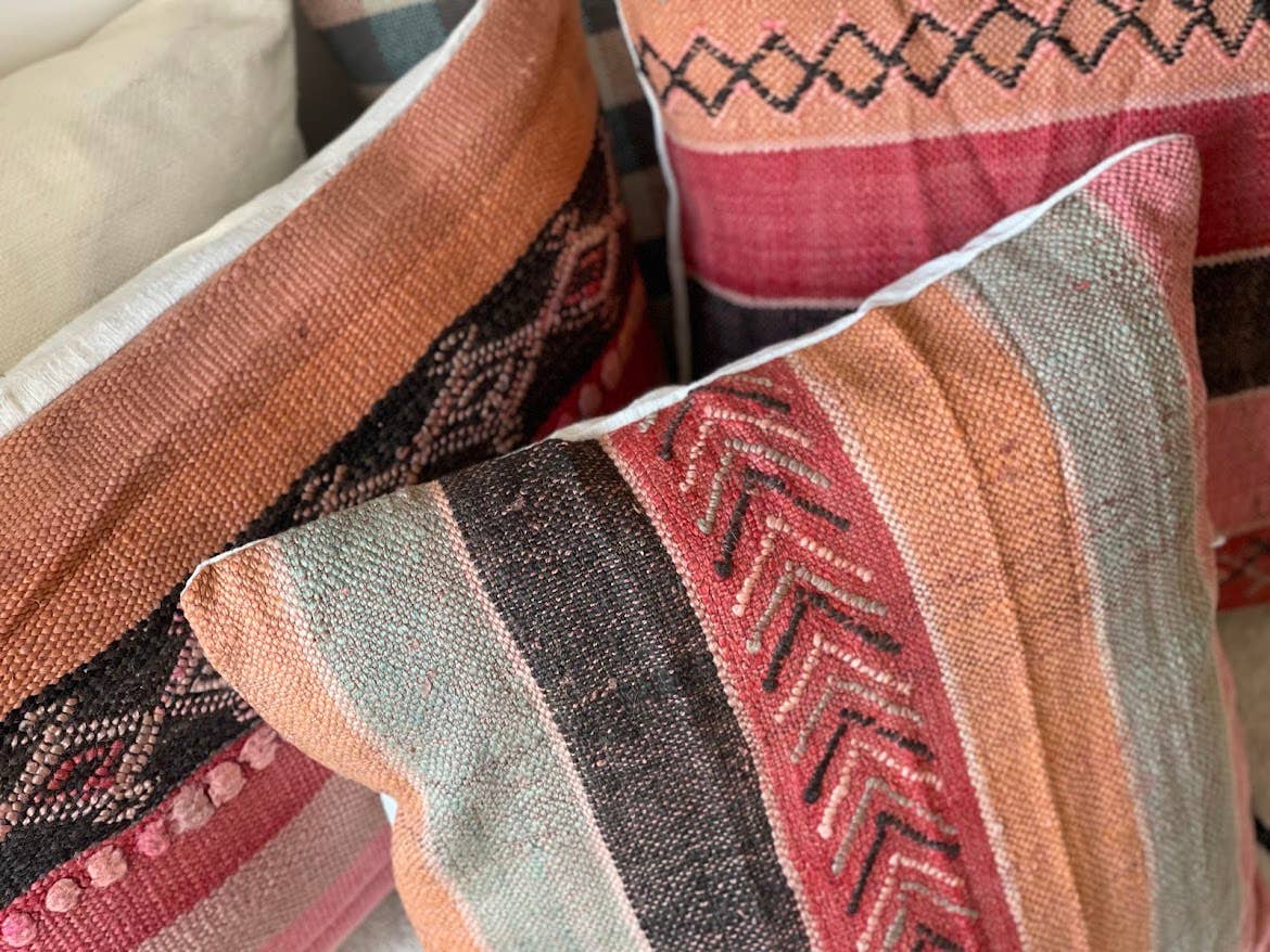 NOMAD BY LIV - Wholesale Throw Pillow Cover - Nomad by LIV -  handgemaakte Kilim Kussenhoezen, kleurrijk5