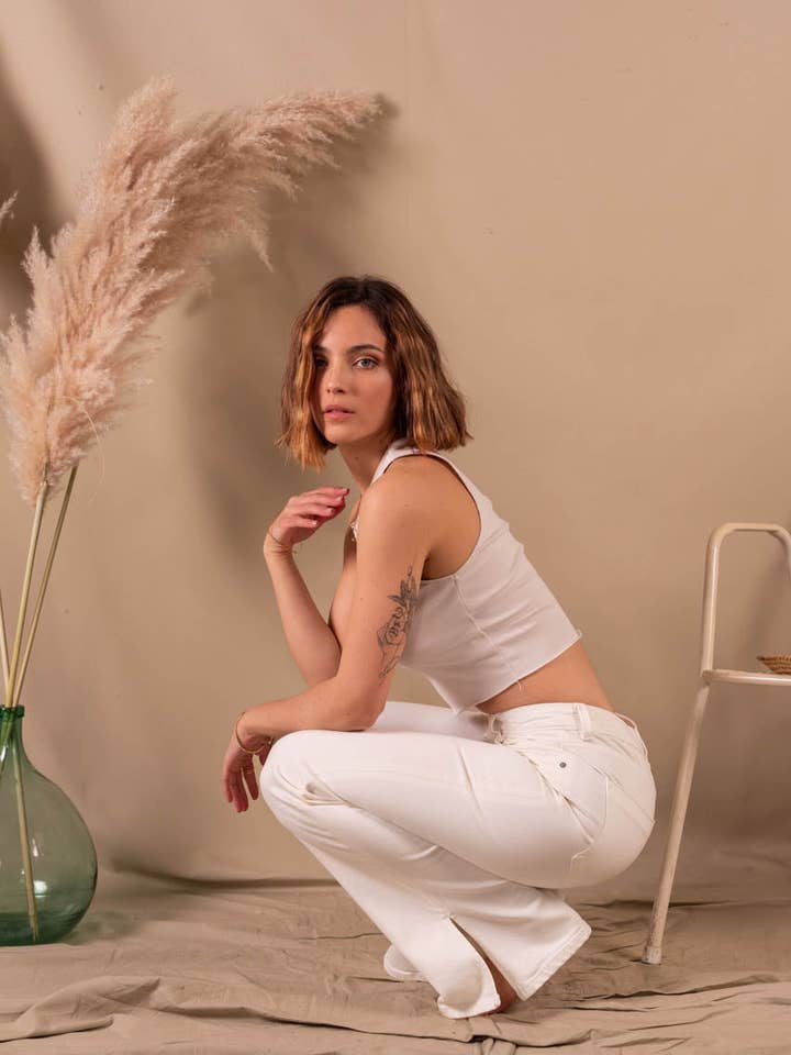 Jean Femme Bootcut Avec Fente Écru En Coton Bio - Margot pour la vente par Nagev
