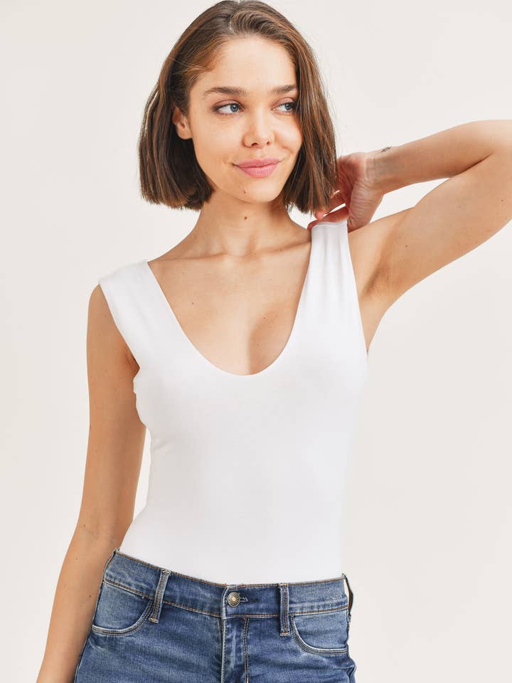 <SALE!> CASUAL PLUNGE NECK BODYSUIT FWMB2057 for wholesale by Wasabi + Mint