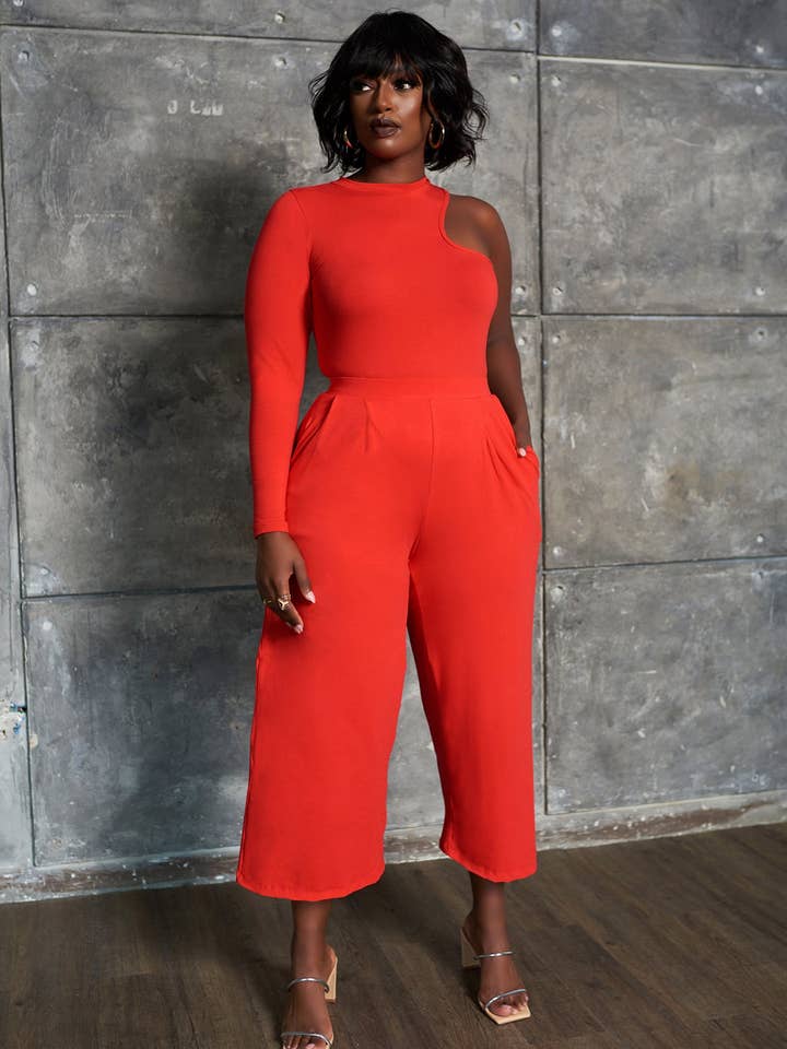 Essential Cropped Wide Leg Pants - Red for wholesale by REBDOLLS