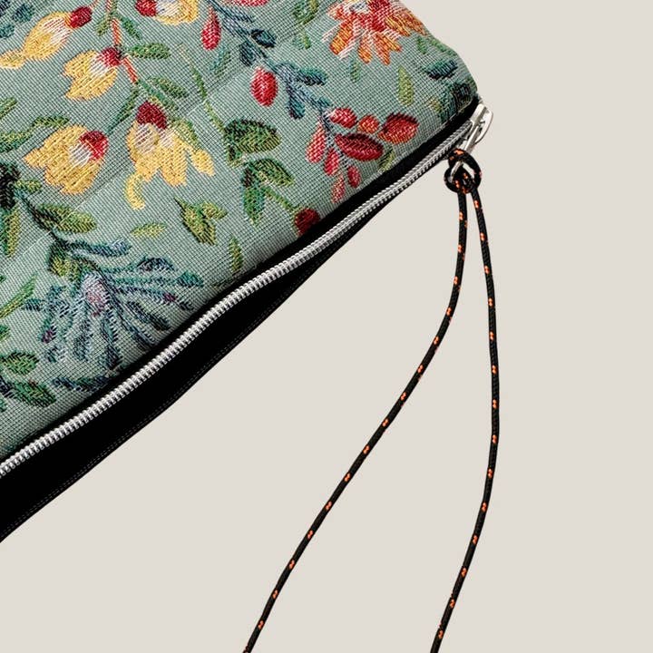 Eturel Madrid - Wholesale Laptop/Tablet Case - Women's - Jacquard woven computer case with sky blue azalea flowers3