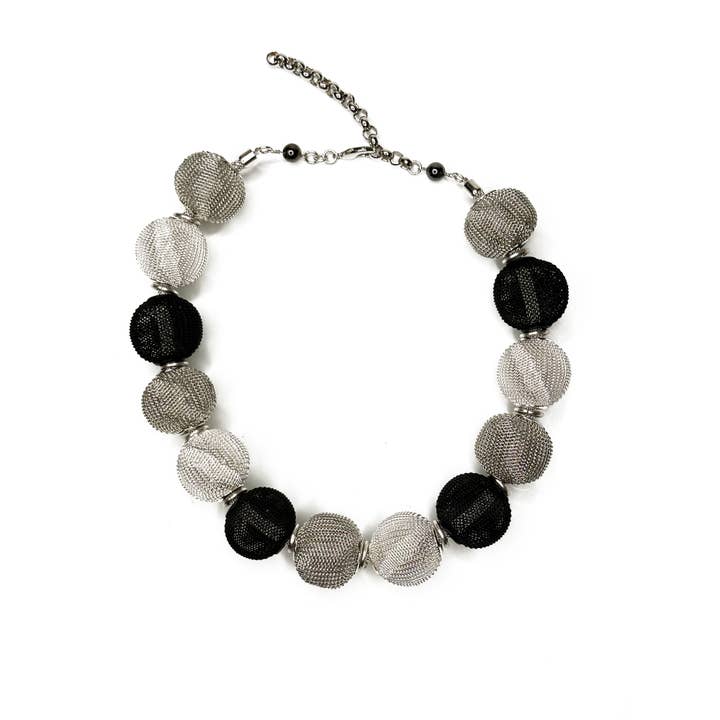 Erica Zap Designs – wholesale Beaded/pearl necklace – Mesh Necklace with All Around Large Mesh Beads1