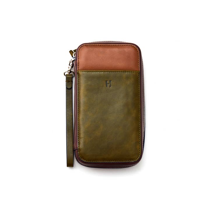 HELMBROOK London - Wholesale Crossbody Bag - Men's - Carlyle Handcrafted Leather Handbag28