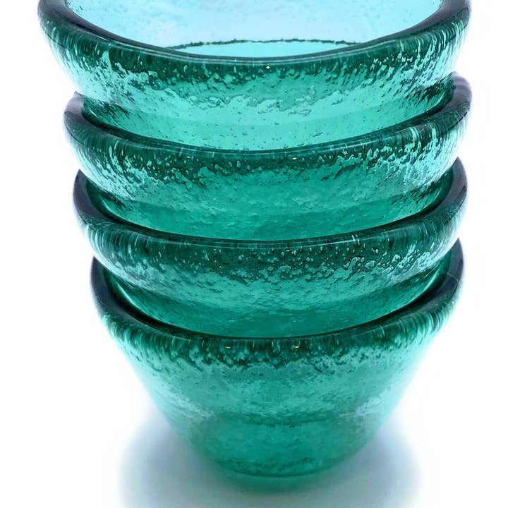 TUART GLASSWARE - Vendita all'ingrosso Ciotola per condimenti/salse - Mini ciotole in vetro. Ciotole da immersione. Ciotole per salsa. Ciotole in vetro riciclato fatte a mano. Blu trasparente. Verde trasparente. Set da 4 pezzi