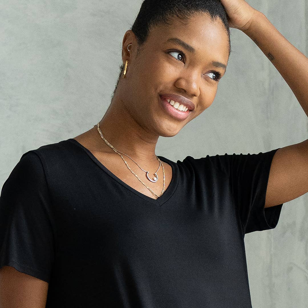 Preto Vestido T-shirt Lilah Twist Knot Bamboo - Preto para venda a revendedores na Faire5