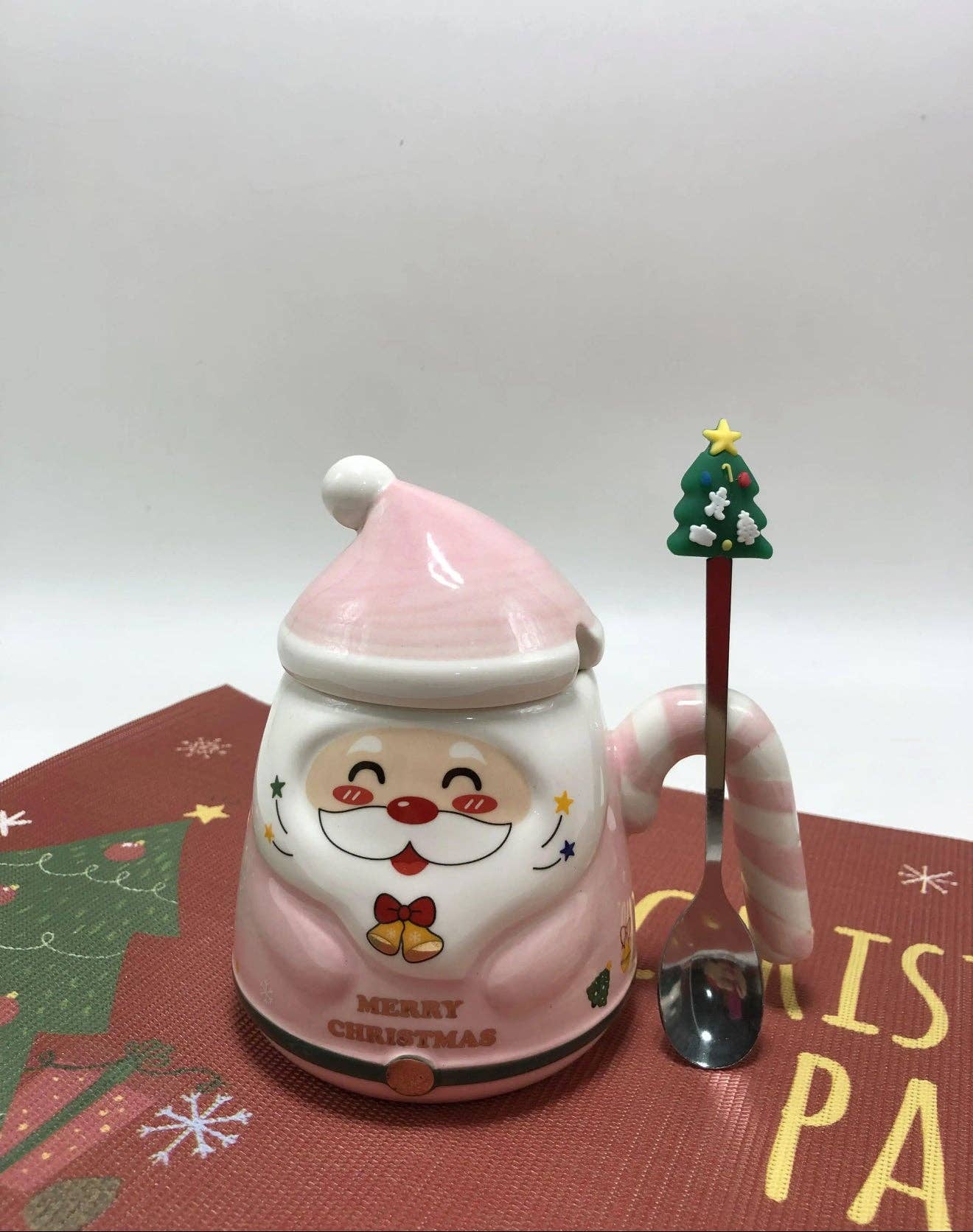 Luuma Home – wholesale Coffee mug – Santa with Candy Cane Holder Mug0