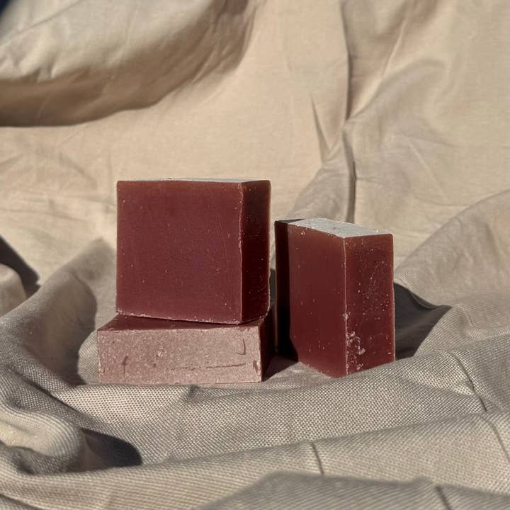 Handmade Soap Club - Wholesale Bar Soap - Cedar Wood & Frankincense Soap Bar