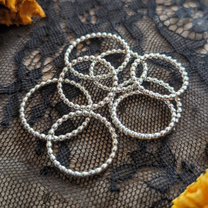 Beaded Stacking Ring for engroshandel hos Maxi Cif Designs