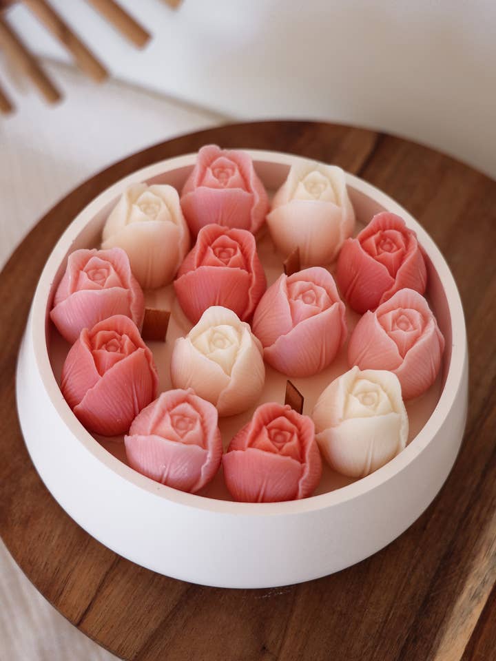 Tulip bowl for wholesale by Niki Candle