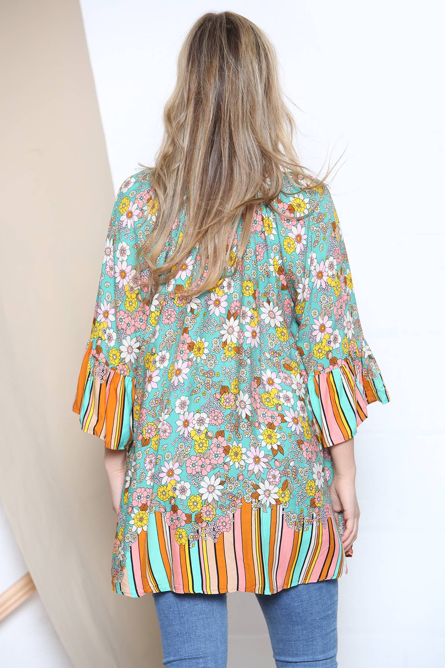 Lucy Sparks - Wholesale Tunic - Women's - Stripe trim floral top7