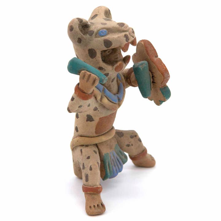 Siesta – wholesale Decorative figurine – Aztec Jaguar Warrior Statue2