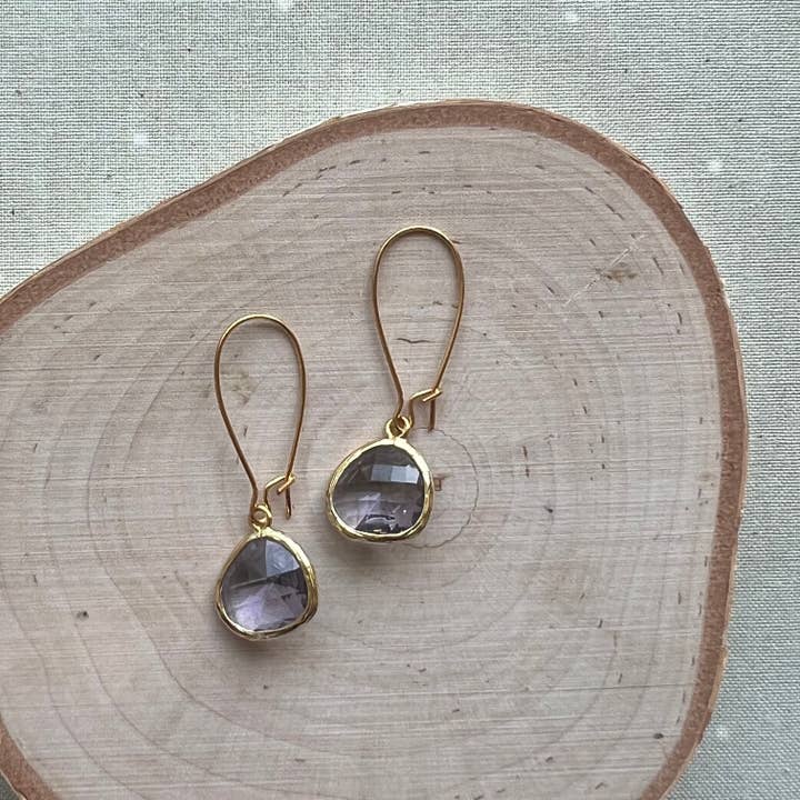 Dana Herbert - Wholesale Dangle Earrings - Gold Jane Bezel Glass Short Dangle Earrings