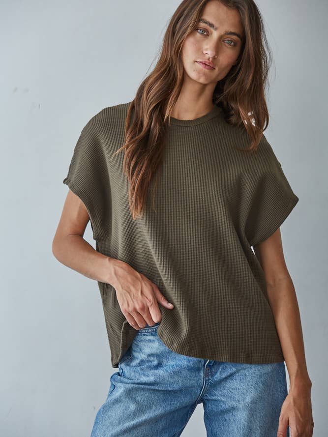 RJ3516 | Gebreid Thermisch Kledingstuk Geverfd Korte Mouw Top voor wholesale door By Together