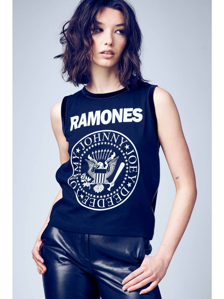 FW22_WT017-RAM001 | The Showoff | Top in velluto rielaborato per la vendita all'ingrosso da parte di Original Copy