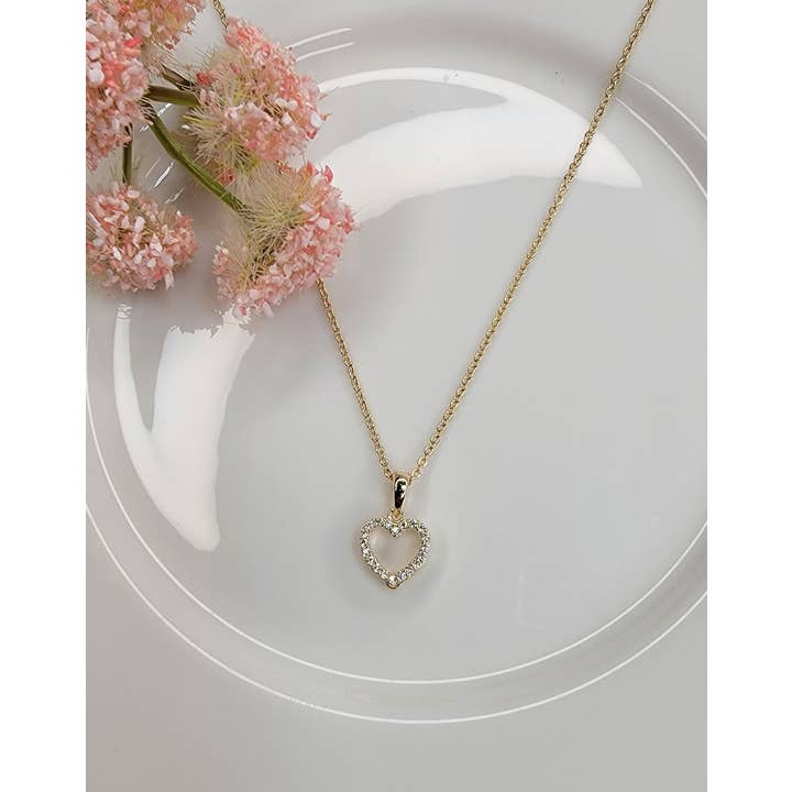 BETTYOH INC - Wholesale Pendant/Charm Necklace - CZ Small Heart Necklace1