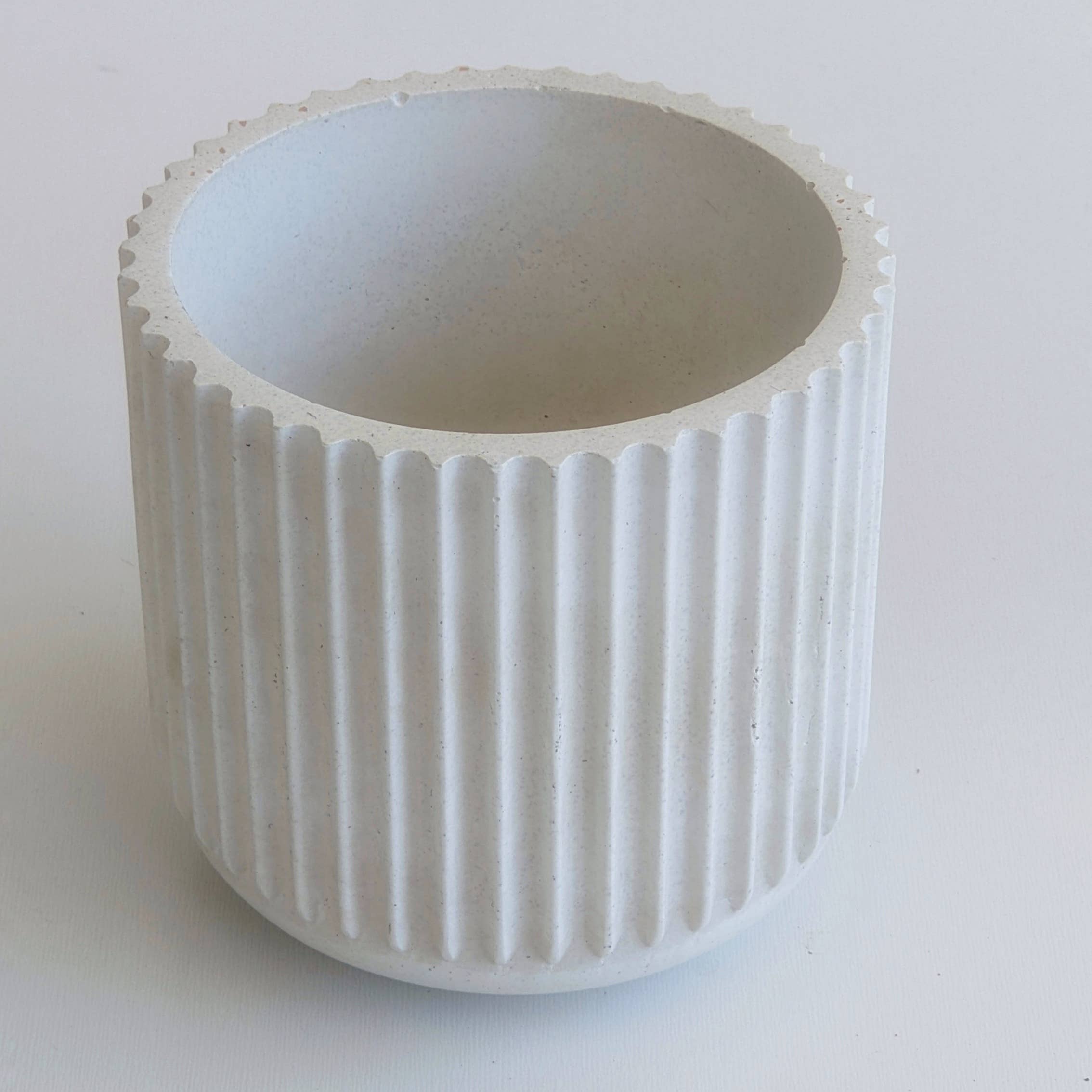 Knoll Glen - Wholesale Plant Pot - Ridge Concrete Vessel5