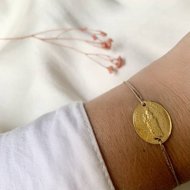Sophie Deschamps Bijoux - Wholesale Charm/Dangle Bracelet - Calliope medal bracelet (BAT85)
