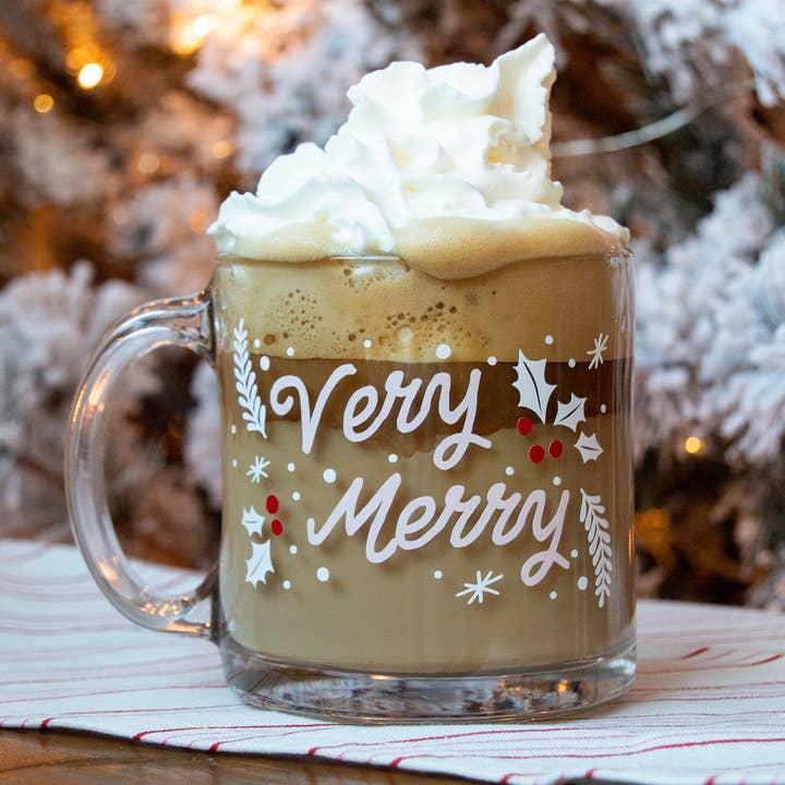 Tasse en verre transparent Very Merry pour la vente par Butler Design Co.