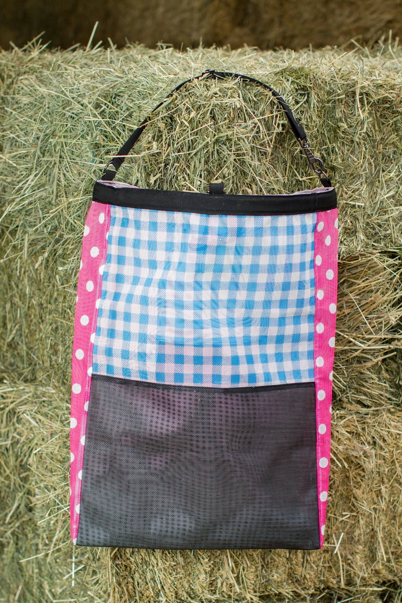 Smart Horse Gear - Wholesale Horseback Riding Gear - Modern Vintage Hay Bag1