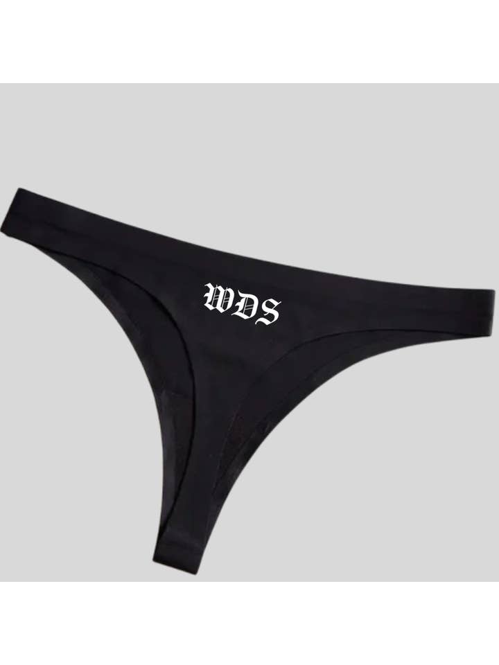 Wickedly Divine Shop – Roupa interior - Mulher por atacado – Lucky You, Tanga de Lingerie Gótica Alternativa Vegas2