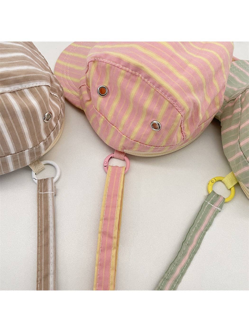 Funkyrel® Atzbranding Limited - Wholesale Crossbody Bag - Women's - Cosbai – Retro Stripe Hat-Shaped Crossbody Bag2