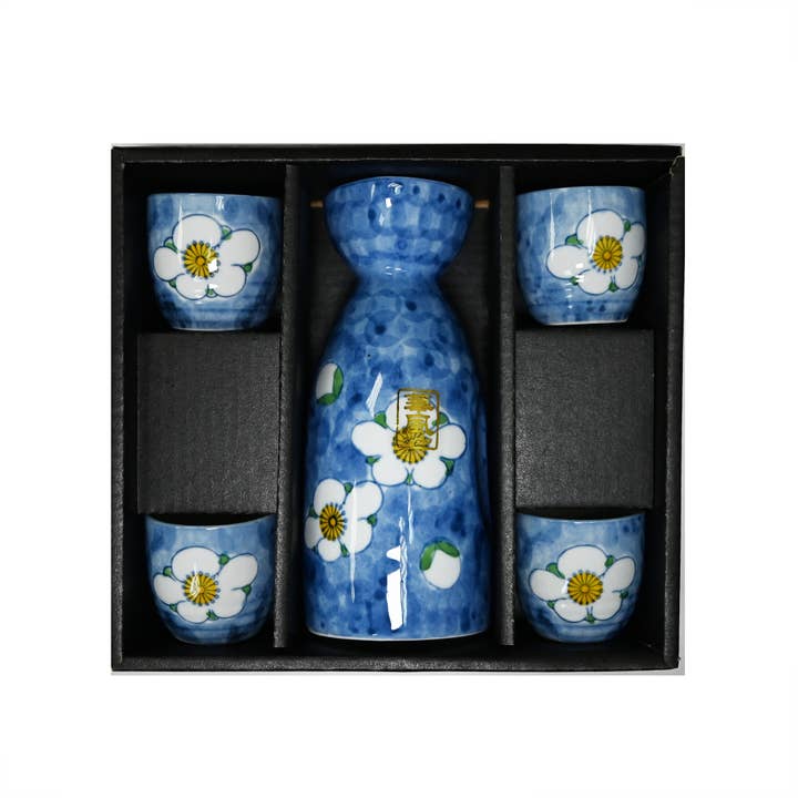 Fuji Merchandise Corporation - Vente Décorations de table - ENSEMBLE À SAKE – MOTIF FLEUR BLEUE ET BLANCHE3
