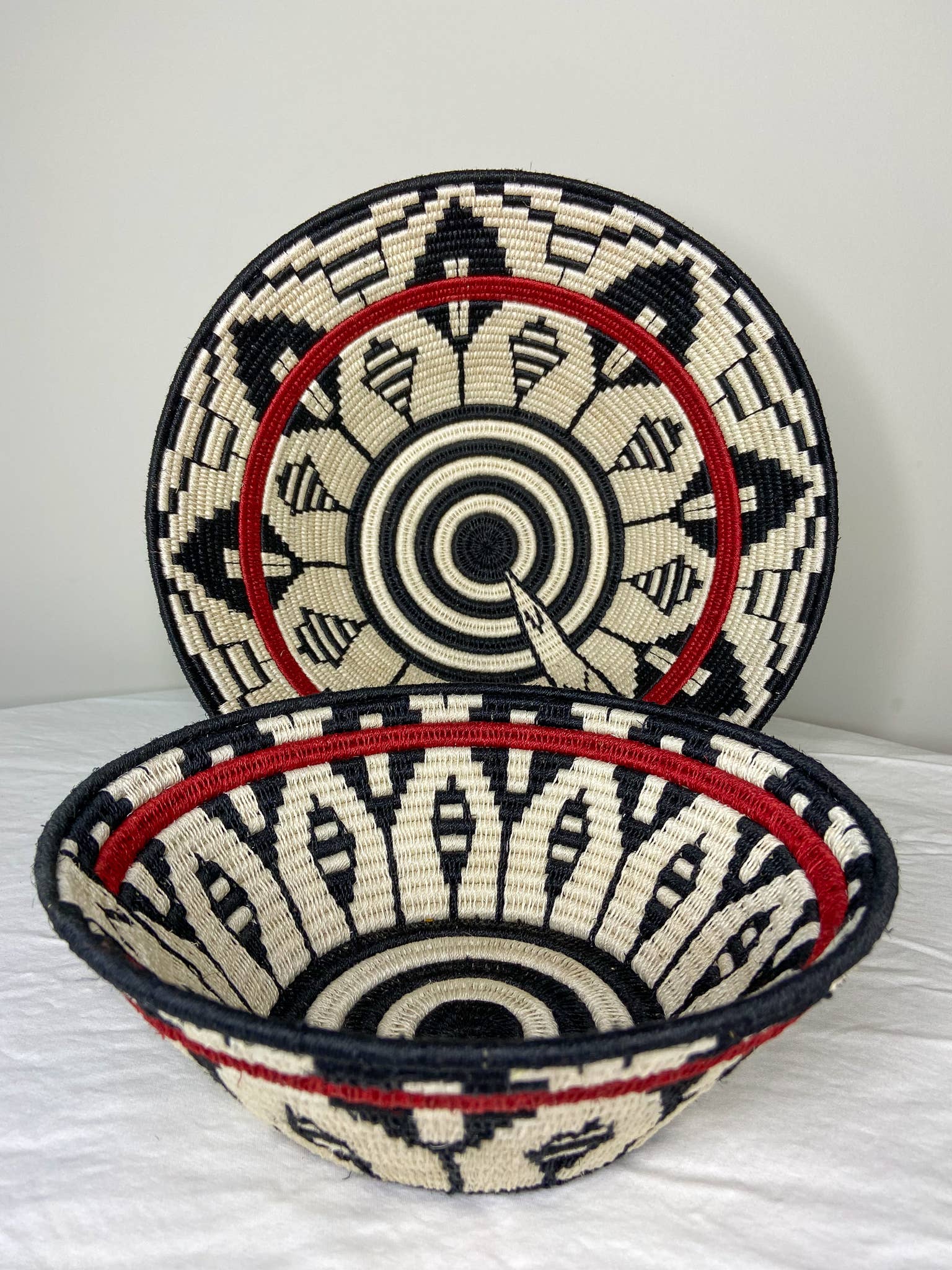 Eve & Nico Gifts & Home Decor - Wholesale Basket - Large Sisal Basket - 0652