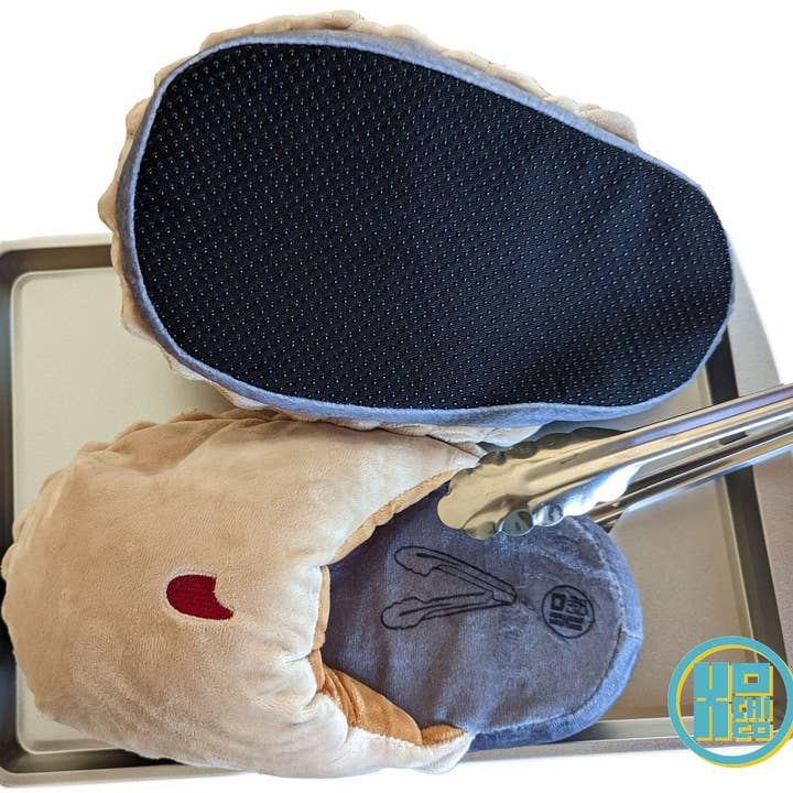 Xochico - Wholesale Slippers - Women's - PANtuflas!! Pan Dulce Plush slippers17