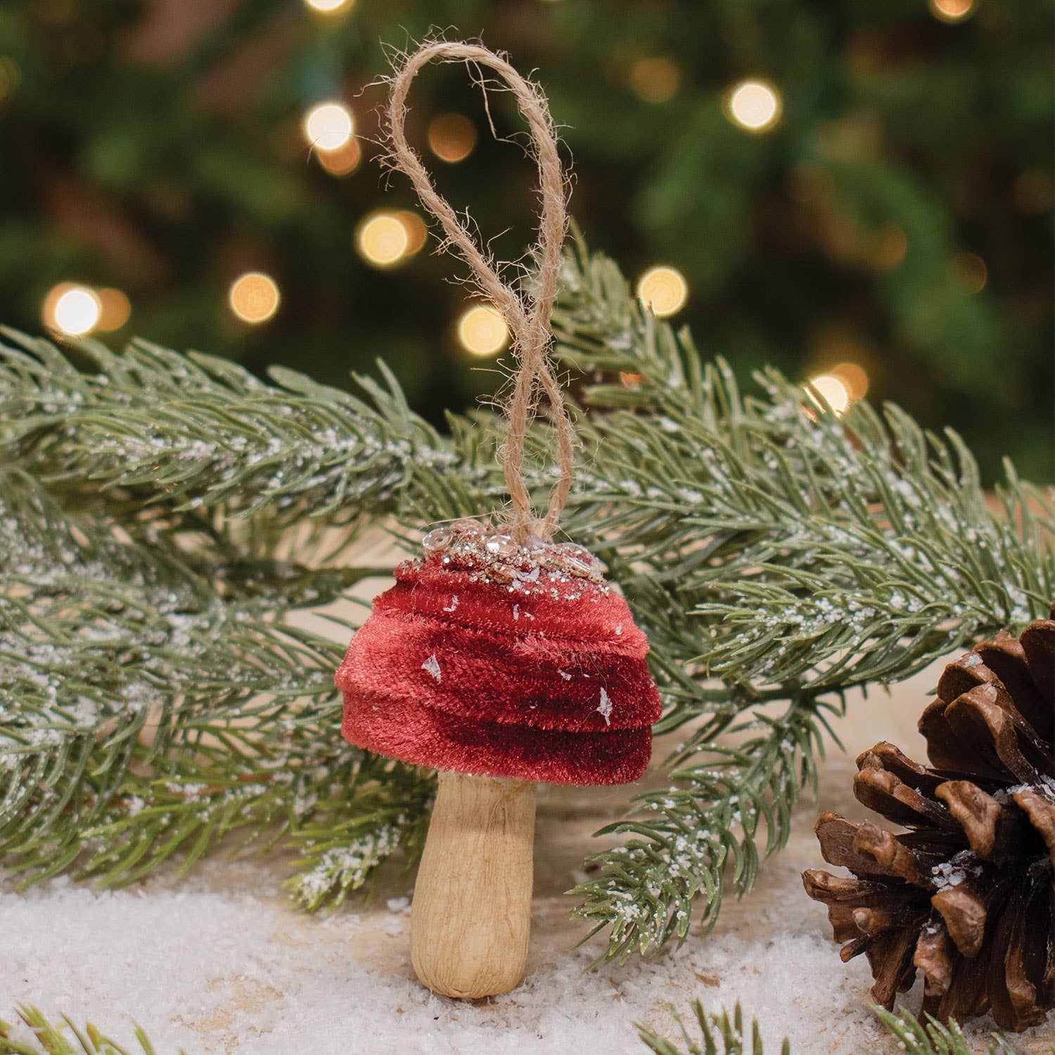 Bright Ideas - Wholesale Ornament Set - Velvet Glittered Mushroom Ornament 3 Assorted3